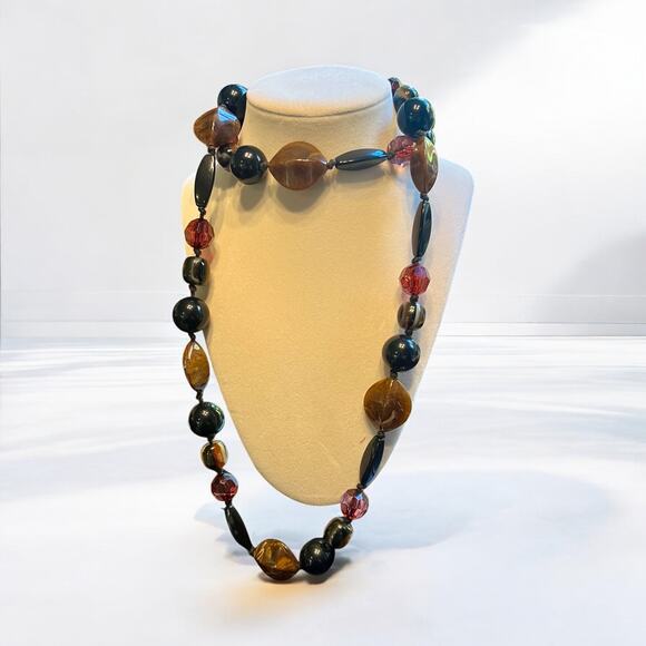 Vintage 1970s Acrylic Statement Necklace-Amber Brown Black Red-Hand Knotted-40'' - Picture 8 of 10